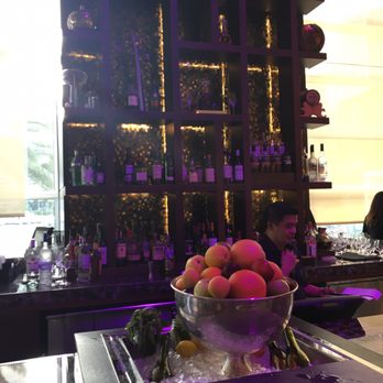 MO Bar + Lounge - MO Bar + Lounge - Lounges Near Me - Miami, Florida MO Bar + Lounge - MO Bar + Lounge - Lounges Near Me - Miami, Florida