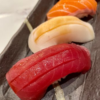 Akami Sushi Bar - Nigiri Appetizer - Sushi Bars Near Me - Apex, North Carolina Akami Sushi Bar - Nigiri Appetizer - Sushi Bars Near Me - Apex, North Carolina