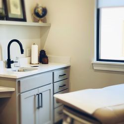 Direct Primary Care of Oklahoma - Direct Primary Care of Oklahoma - Exam Room