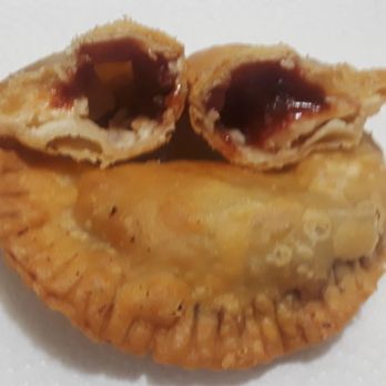 Rincon Restaurant - Empanadas de Guayaba y Queso / Guava & Cheese Empanadas - Latin American Near Me - West New York, New Jersey Rincon Restaurant - Empanadas de Guayaba y Queso / Guava & Cheese Empanadas - Latin American Near Me - West New York, New Jersey