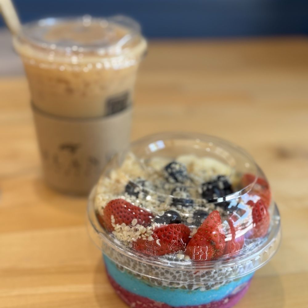 Island Bodega - Island bowl with Bodega latte - Acai Bowls Near Me - Cerritos, California Island Bodega - Island bowl with Bodega latte - Acai Bowls Near Me - Cerritos, California