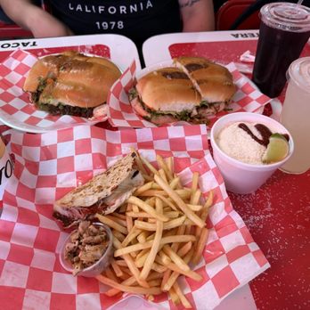Tacos Frontera - Torta, tacos, fríes, elote, lemonade and agua de tamarindo - Tacos Near Me - Houston, Texas Tacos Frontera - Torta, tacos, fríes, elote, lemonade and agua de tamarindo - Tacos Near Me - Houston, Texas