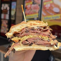 Pastrami Reuben