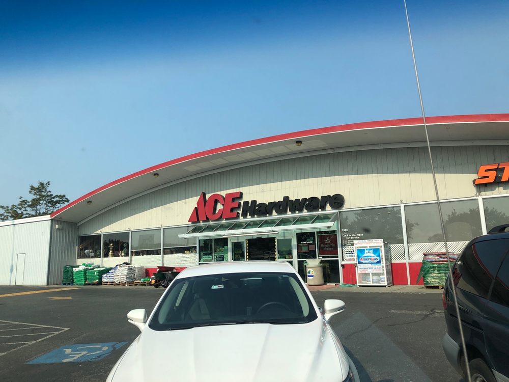 OAK HARBOR ACE HARDWARE Updated September 2024 22 Photos & 22