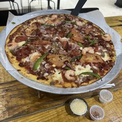 Koko's - Medium supreme pizza