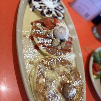 Snooze, an A.M. Eatery - Pancake Flight Customized - Breakfast & Brunch Near Me - Scottsdale, Arizona