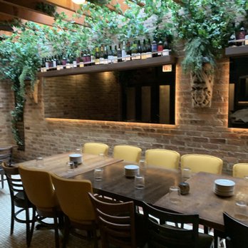 Cafe Ba-Ba-Reeba! - Spanish Near Me - Chicago, Illinois
