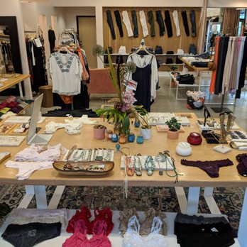 Adorn - Women's Clothing Near Me - Lake Oswego, Oregon Adorn - Women's Clothing Near Me - Lake Oswego, Oregon