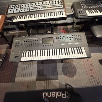 Guitar Center - I ended up with this for a very good price - Musical Instruments & Teachers Near Me - Hollywood, California Guitar Center - I ended up with this for a very good price - Musical Instruments & Teachers Near Me - Hollywood, California