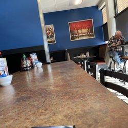 Red Geranium Cafe - Inside