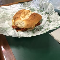 Jugos y Chocos Tony - Torta pierna adobo