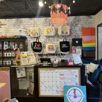 Colors & Cocktails - Art Classes Near Me - Kalamazoo, Michigan Colors & Cocktails - Art Classes Near Me - Kalamazoo, Michigan