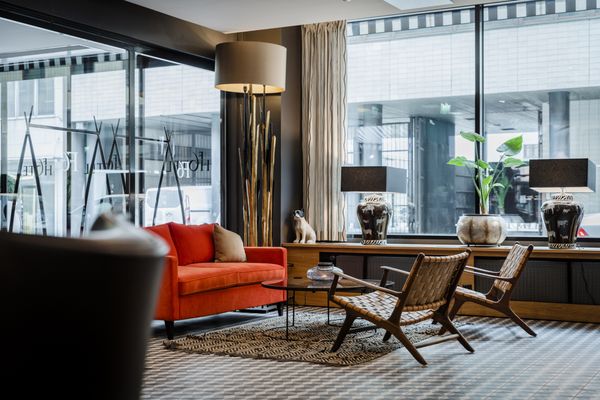 Hotel F6 by null