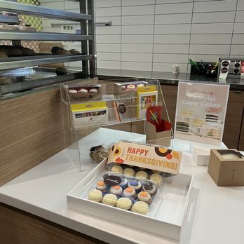 Sprinkles - Bakeries Near Me - Palo Alto, California Sprinkles - Bakeries Near Me - Palo Alto, California
