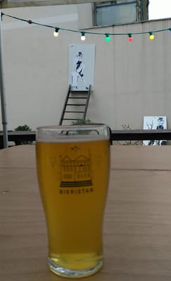 Le Bieristan by null