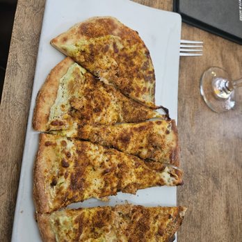 Cantwell's Tavern - Crab flatbread - Gastropubs Near Me - Odessa, Delaware Cantwell's Tavern - Crab flatbread - Gastropubs Near Me - Odessa, Delaware