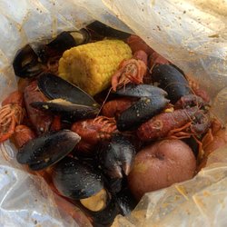 The Juicy Crab - Austell - Juicy Special 1 lb. Crawfish Black Mussels And Corn And Potatoes