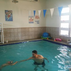 Aqua Sports Swim Academy - The deep end, 5'.