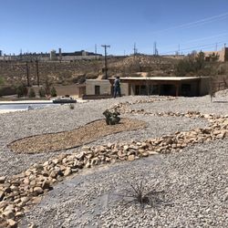 JPR Decorative Gravel - Santa Fe brown with 3/4 grey round.  Super clean product