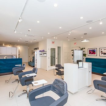 Platinum 34 - Hair Salons Near Me - Chicago, Illinois