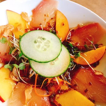Yoshi's - Hamachi and peach salad - Jazz & Blues Near Me - Oakland, California
