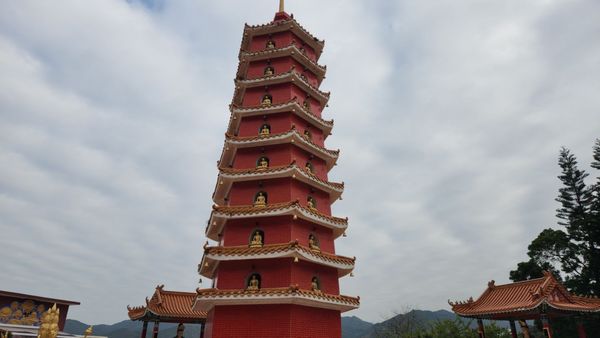 Ten Thousand Buddhas Monastery by null