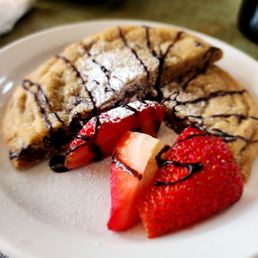 Jumbo Chocolate Chip Cookie
