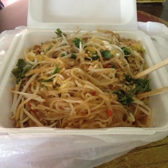 Thai Valley Cuisine - Vegetable pad thai. About 2 lbs worth for $10! - Thai Near Me - Honolulu, Hawaii