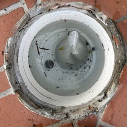 The Leaky Pool Guys - Poor concreting job