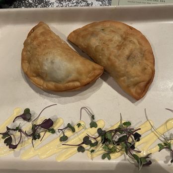 Suspiro - Empanada de Vegetales - Spanish Near Me - San Jose, California