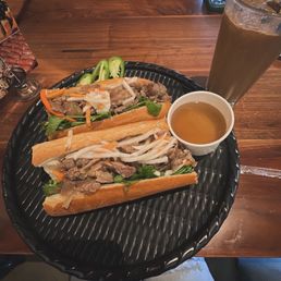 Bnh M - Braised Beef Brisket
