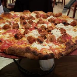 Pizza, Wings & Salad Bundle Pizza, Wings & Salad Bundle