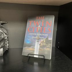 Bear Country Gifts and Knives - Another book Stephen wrote