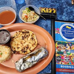 Salvadoreño Restaurant - Live this stuff