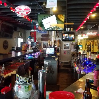 Red Top Tavern - Bar area. - Bars Near Me - Darrington, Washington