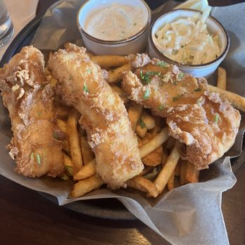 Dogwoods Kitchen and Bar - Fish & Chips - Wine Bars Near Me - Pontiac, Michigan Dogwoods Kitchen and Bar - Fish & Chips - Wine Bars Near Me - Pontiac, Michigan