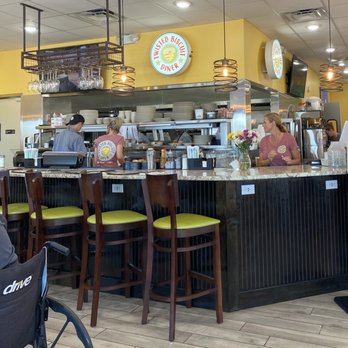 Twisted Biscuit Diner - American Near Me - Tavares, Florida