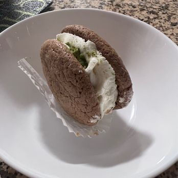 Venus Bakery and Café - Persian/Iranian Near Me - Toronto, Ontario Venus Bakery and Café - Persian/Iranian Near Me - Toronto, Ontario