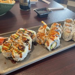Spicy Yellowtail Rolls Spicy Yellowtail Rolls