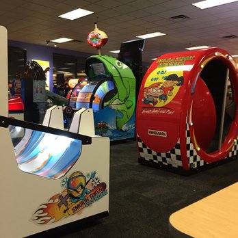 Chuck E. Cheese - Pizza Near Me - Fresno, California