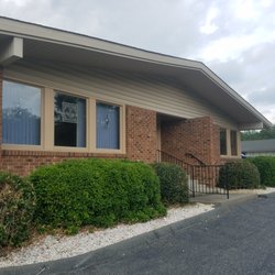 Ying Wang, DMD, PA - Main entrance.