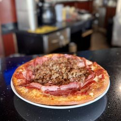 Oggi's - 10" The Meats Pizza