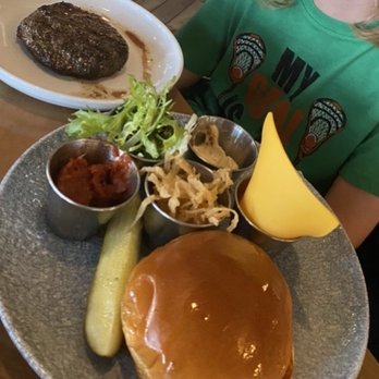 Deck. - Deck signature burger - Hawaiian Near Me - Honolulu, Hawaii