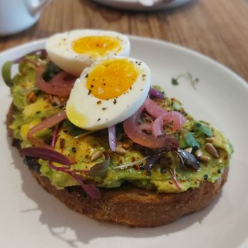 Lavender Bread & Cafe - Avocado Toast on Rosemary Gruyere Bread with soft boiled eggs - Coffee & Tea Near Me - Berkeley, California