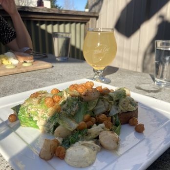 West End - Scallops and kombucha - Gastropubs Near Me - Santa Cruz, California