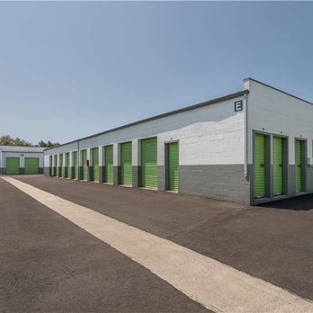 Extra Space Storage - Exterior Units - Self Storage Near Me - Bellflower, California