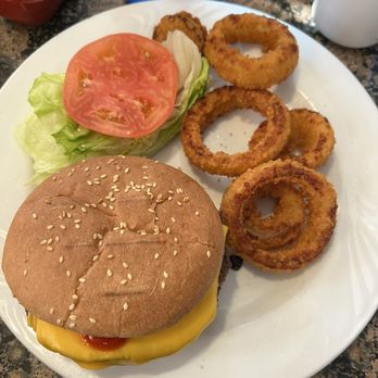 Dobbs Diner - Hamburger Deluxe (after I "sampled' a couple of the rings). - Diners Near Me - Dobbs Ferry, New York