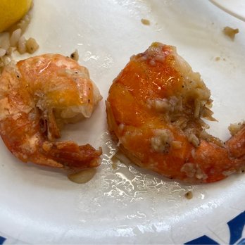 Giovanni’s Shrimp - 1 big shrimp on the right and 11 little shrimp on the left...they used to be all big - Seafood Near Me - Honolulu, Hawaii Giovanni’s Shrimp - 1 big shrimp on the right and 11 little shrimp on the left...they used to be all big - Seafood Near Me - Honolulu, Hawaii