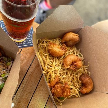 Shrimp vs Chef - Garlic Noodles - Food Trucks Near Me - Thousand Oaks, California