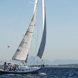 Chariot Adventures - Chariot Under Sail in Bellingham Bay
photo Mike Powell